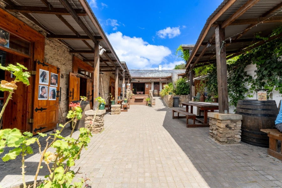 Commercial Property for Sale in Grahamstown Central Eastern Cape